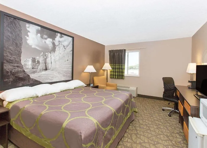 Super 8 By Wyndham Belleville